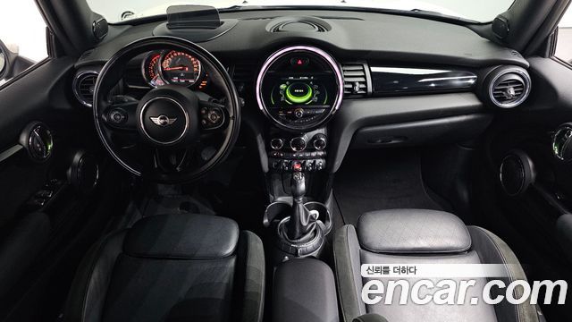 MINI Cooper Convertible Standard 3rd Generation 2018 — фото 7