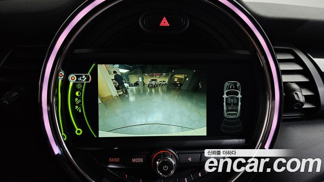 MINI Cooper Convertible Standard 3rd Generation 2018 — фото 15
