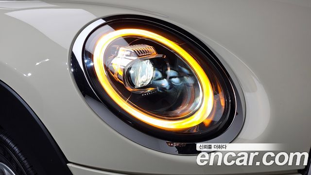 MINI Cooper Convertible Standard 3rd Generation 2018 — фото 22