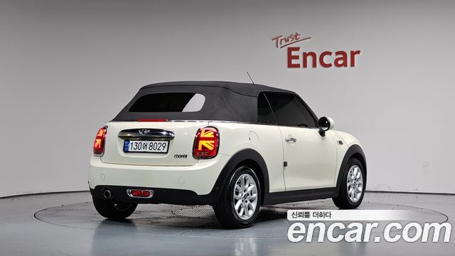 MINI Cooper Convertible Standard 3rd Generation 2018 — фото 33