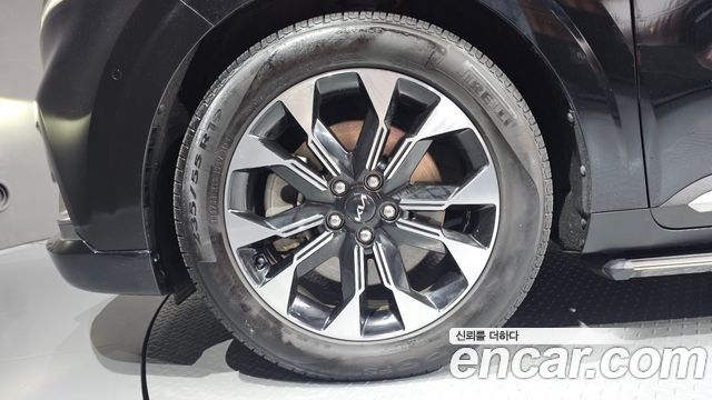 Kia Carnival (IV) Gasoline 4-Seater Hi-Limousine Signature 2023 — фото 5