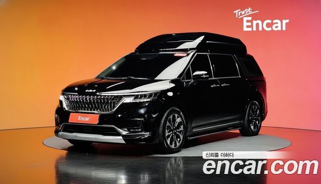 Kia Carnival (IV) Gasoline 4-Seater Hi-Limousine Signature 2023 — фото 1