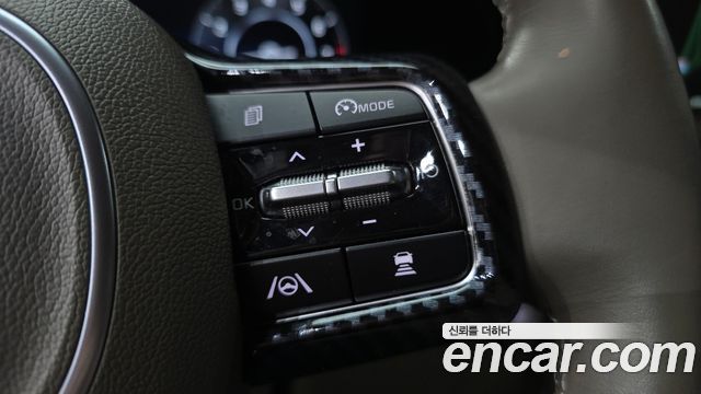 Kia Carnival (IV) Gasoline 4-Seater Hi-Limousine Signature 2023 — фото 38