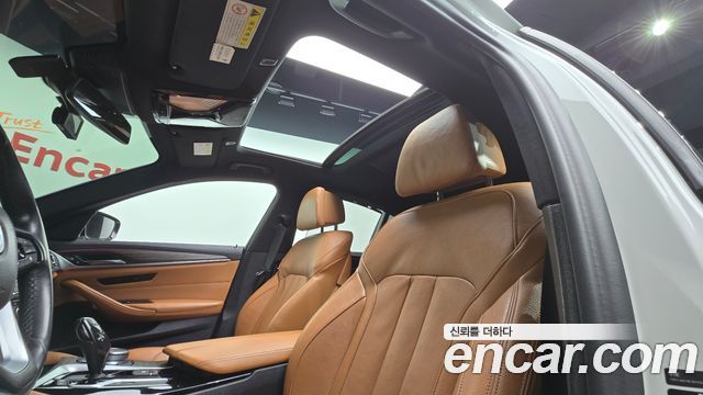 BMW 5 Series (G30) 520d M Sport Package Plus 2017 — фото 19