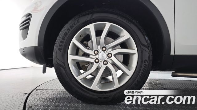 Land Rover Discovery Sport 2.0 TD4 SE (150PS) 2019 — фото 5