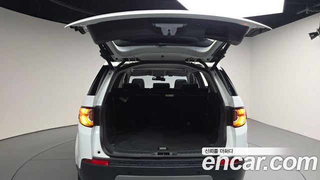 Land Rover Discovery Sport 2.0 TD4 SE (150PS) 2019 — фото 24