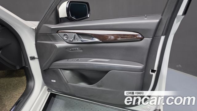 Cadillac CT6 3.6 Platinum AWD 2017 — фото 29