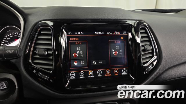 Jeep Compass (II) 2.4 Limitied AWD 2019 — фото 28