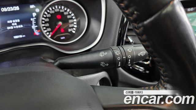 Jeep Compass (II) 2.4 Limitied AWD 2019 — фото 29