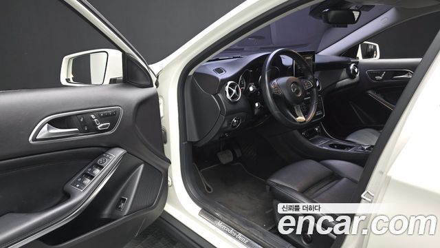 Mercedes-Benz GLA-Class (X156) GLA220 2018 — фото 10