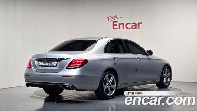 Mercedes-Benz E-Class (W213) E200 Avantgarde 2018 — фото 2