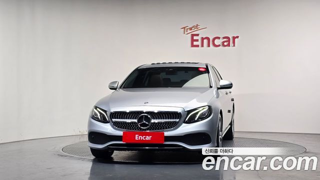 Mercedes-Benz E-Class (W213) E200 Avantgarde 2018 — фото 3