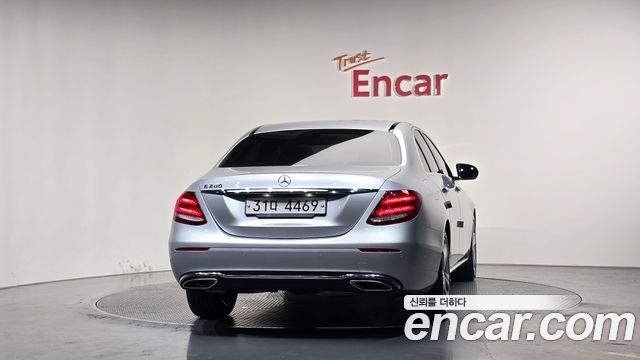 Mercedes-Benz E-Class (W213) E200 Avantgarde 2018 — фото 4
