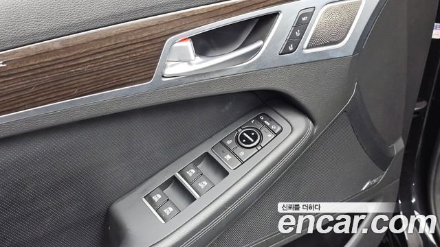Genesis G80 3.3 GDI AWD Premium Luxury 2018 — фото 20