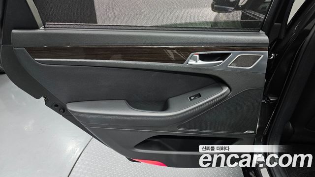 Genesis G80 3.3 GDI AWD Premium Luxury 2018 — фото 25