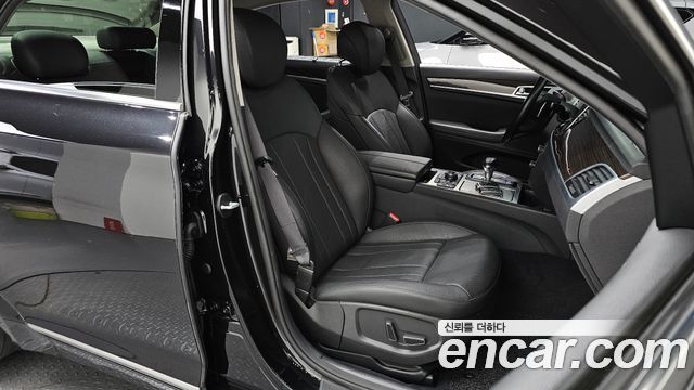 Genesis G80 3.3 GDI AWD Premium Luxury 2018 — фото 26