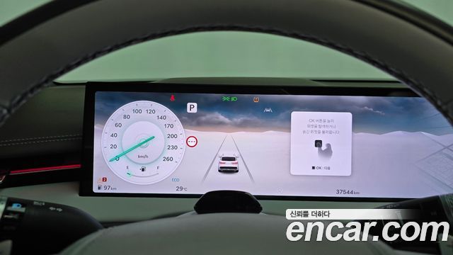 Genesis GV70 2.5T Gasoline 2WD 2025 — фото 8