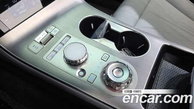 Genesis GV70 2.5T Gasoline 2WD 2025 — фото 9