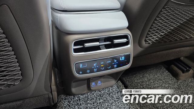 Genesis GV70 2.5T Gasoline 2WD 2025 — фото 35