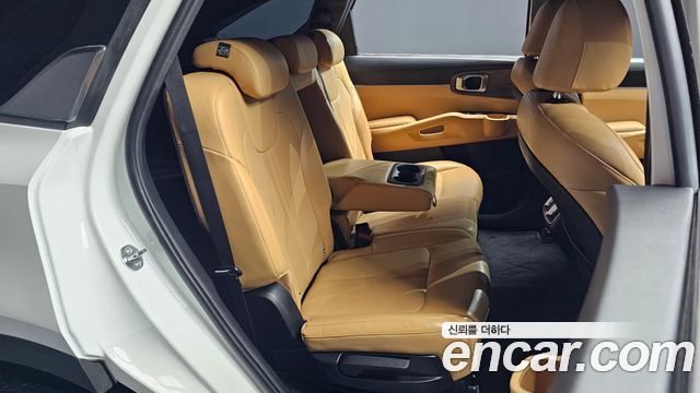 Kia Sorento (IV) Gasoline 2.5T 2WD Prestige 2023 — фото 11