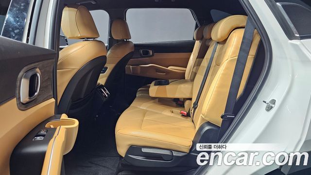 Kia Sorento (IV) Gasoline 2.5T 2WD Prestige 2023 — фото 12