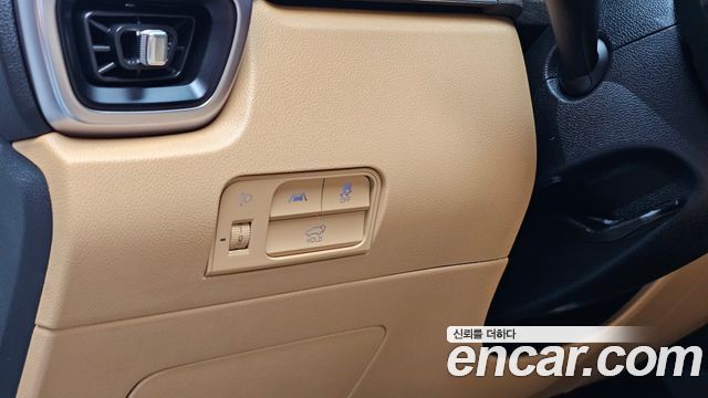 Kia Sorento (IV) Gasoline 2.5T 2WD Prestige 2023 — фото 16