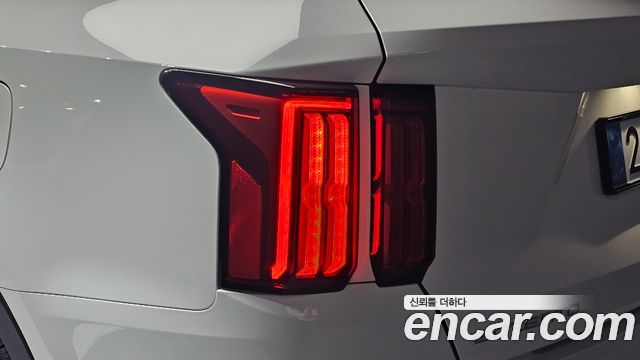 Kia Sorento (IV) Gasoline 2.5T 2WD Prestige 2023 — фото 23