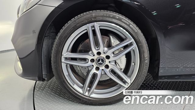 Mercedes-Benz E-Class (W213) E220d Coupe 2018 — фото 5