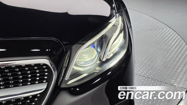 Mercedes-Benz E-Class (W213) E220d Coupe 2018 — фото 22