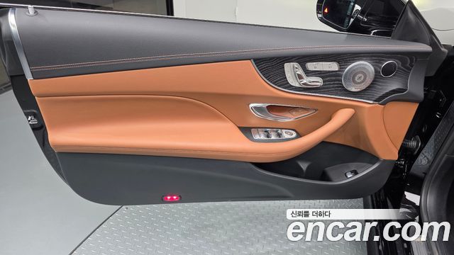 Mercedes-Benz E-Class (W213) E220d Coupe 2018 — фото 24