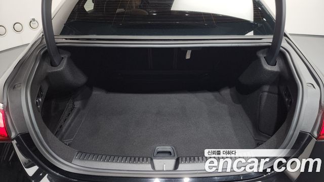 Mercedes-Benz E-Class (W214) E300 4MATIC Exclusive 2025 — фото 20