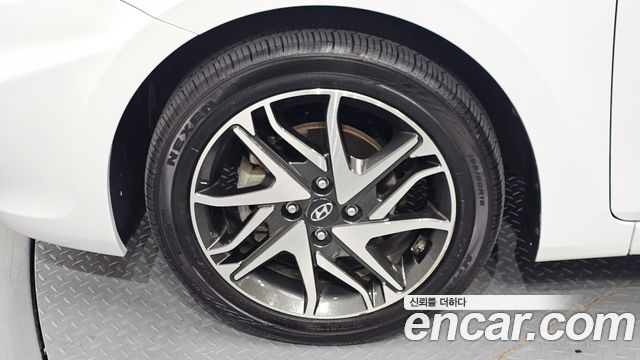 Hyundai Accent (New) 1.4 VVT Premium 2019 — фото 5