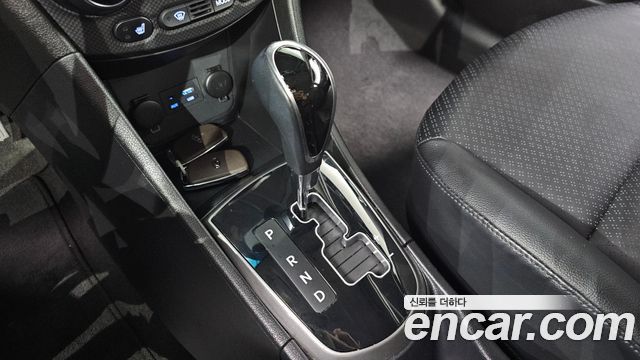 Hyundai Accent (New) 1.4 VVT Premium 2019 — фото 9