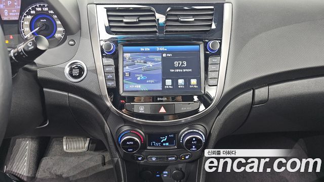 Hyundai Accent (New) 1.4 VVT Premium 2019 — фото 12