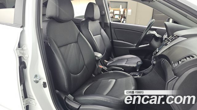 Hyundai Accent (New) 1.4 VVT Premium 2019 — фото 17