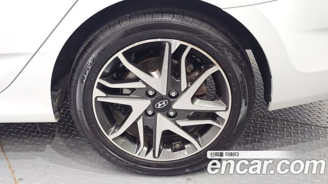 Hyundai Accent (New) 1.4 VVT Premium 2019 — фото 21