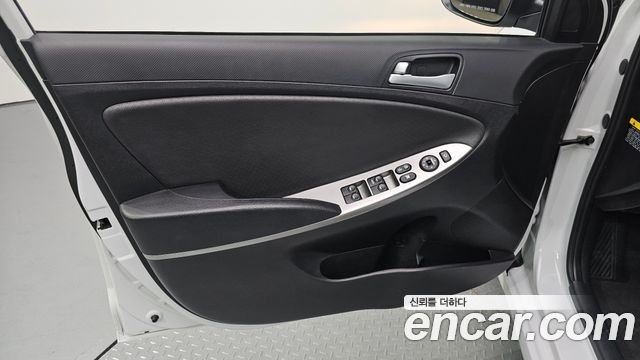 Hyundai Accent (New) 1.4 VVT Premium 2019 — фото 24