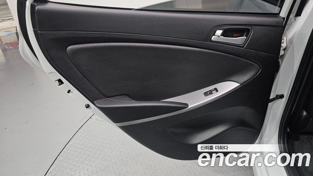 Hyundai Accent (New) 1.4 VVT Premium 2019 — фото 25