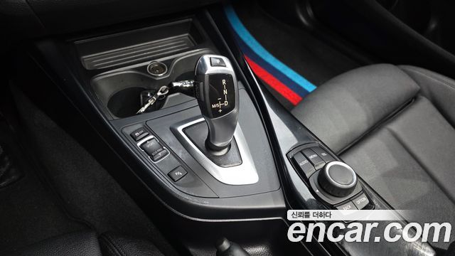 BMW 1 Series (F20) 118d Sport 5Door 2017 — фото 9