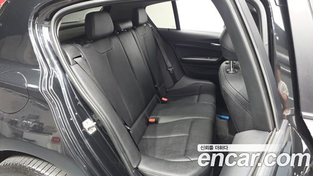 BMW 1 Series (F20) 118d Sport 5Door 2017 — фото 11