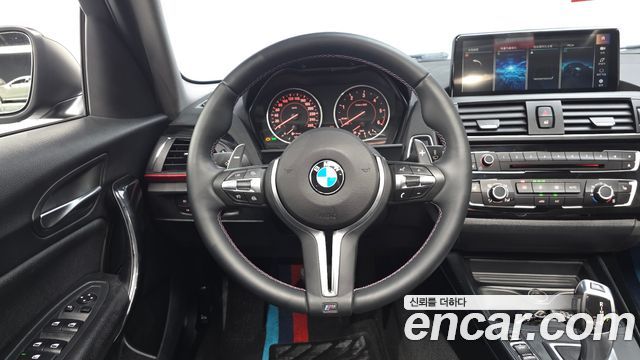 BMW 1 Series (F20) 118d Sport 5Door 2017 — фото 12
