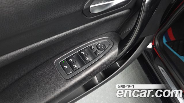 BMW 1 Series (F20) 118d Sport 5Door 2017 — фото 19