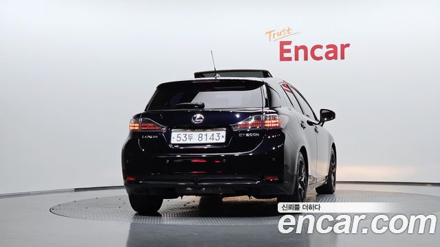 Lexus CT200h 1.8 Compact Luxury ZWA10 2012 — фото 4