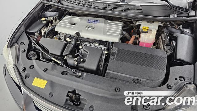 Lexus CT200h 1.8 Compact Luxury ZWA10 2012 — фото 6