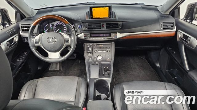 Lexus CT200h 1.8 Compact Luxury ZWA10 2012 — фото 7
