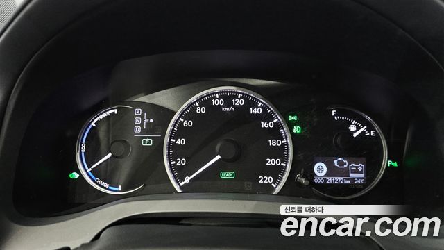 Lexus CT200h 1.8 Compact Luxury ZWA10 2012 — фото 8