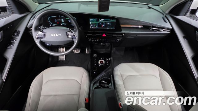 Kia Niro Signature 2022 — фото 7