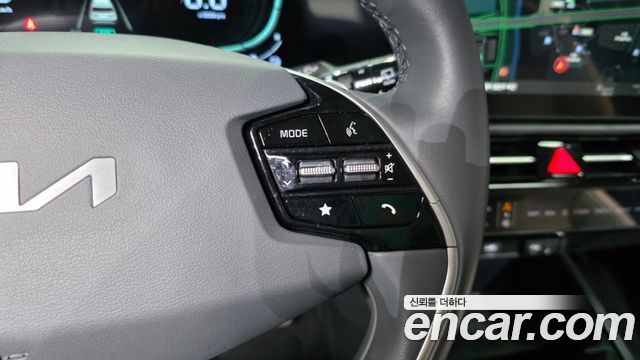 Kia Niro Signature 2022 — фото 33