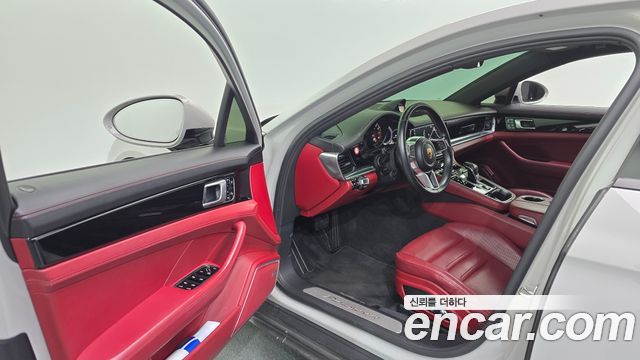 Porsche Panamera (971) 3.0 AWD 2018 — фото 10