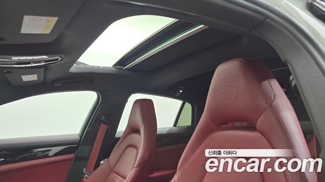 Porsche Panamera (971) 3.0 AWD 2018 — фото 16